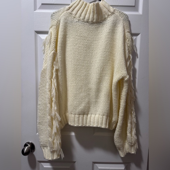 Cream Cable Knit Fringe Turtleneck Sweater - Picture 4 of 5